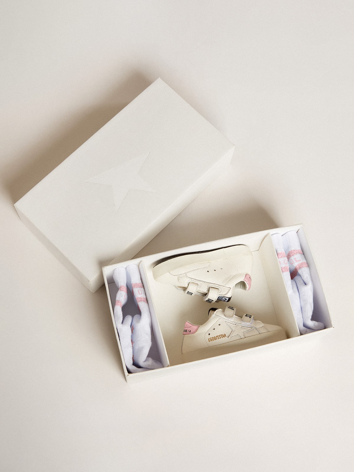 Baby School set in white nappa leather with pink leather heel tab