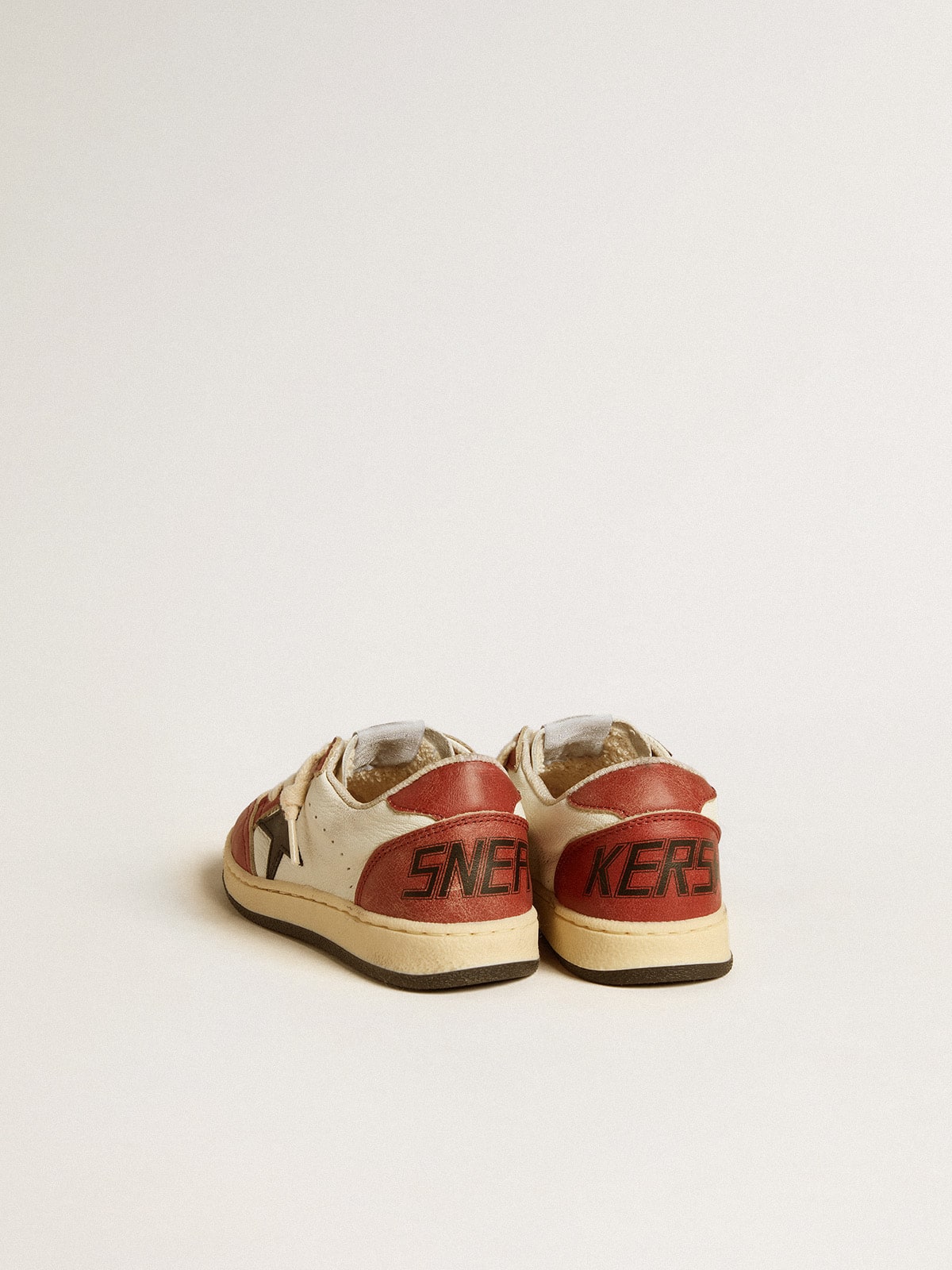 Ball Star Junior in nappa with black star and red leather inserts