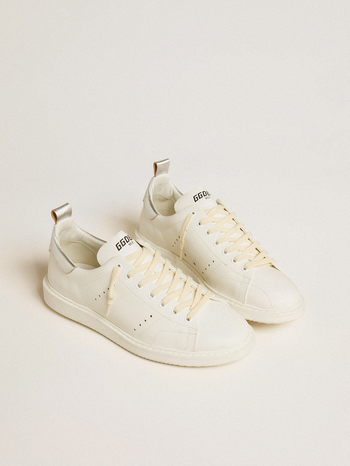 Men's Starter in white leather with silver metallic leather heel tab