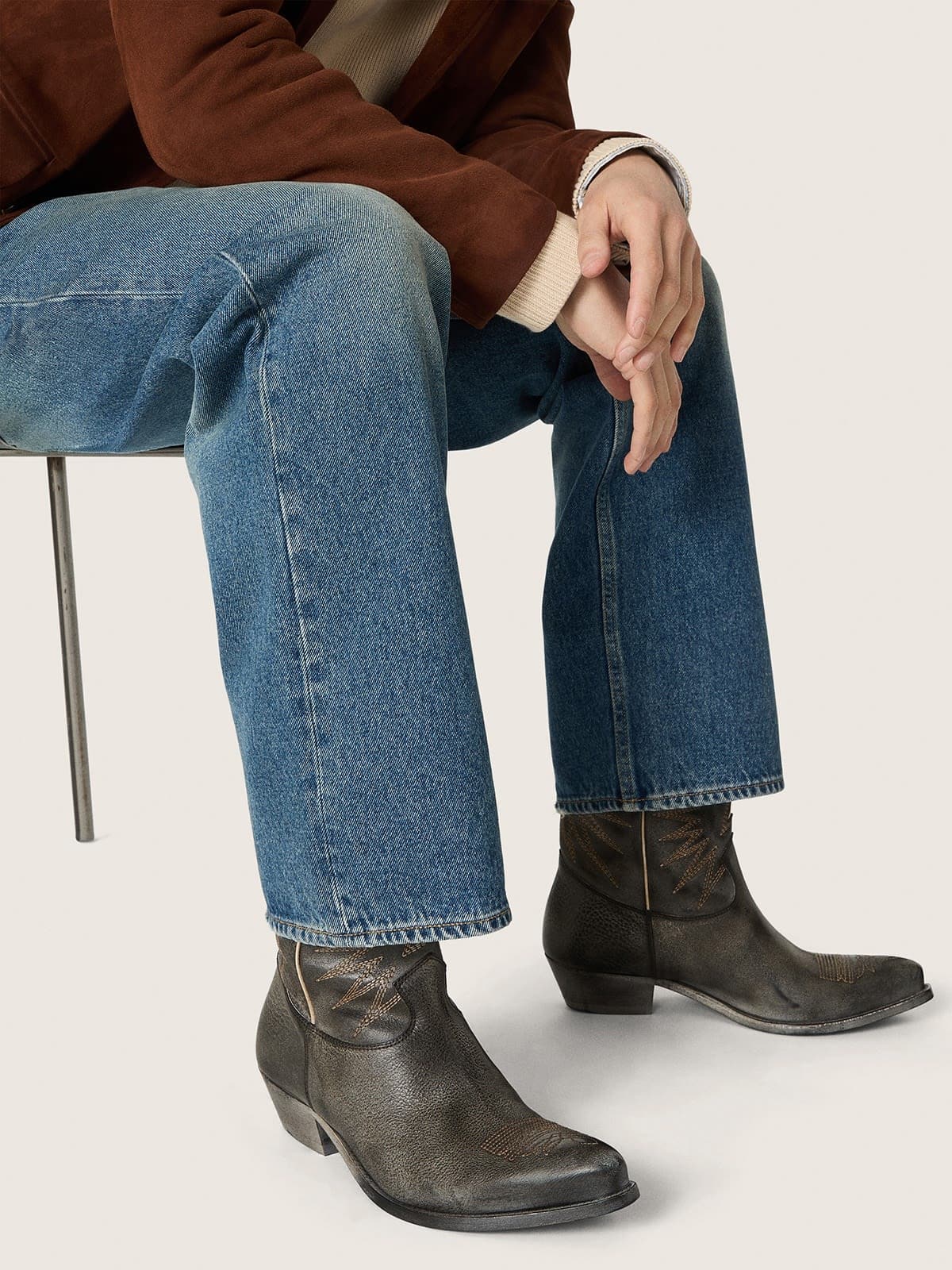 Men's low Wish Star boots in black leather with silver star