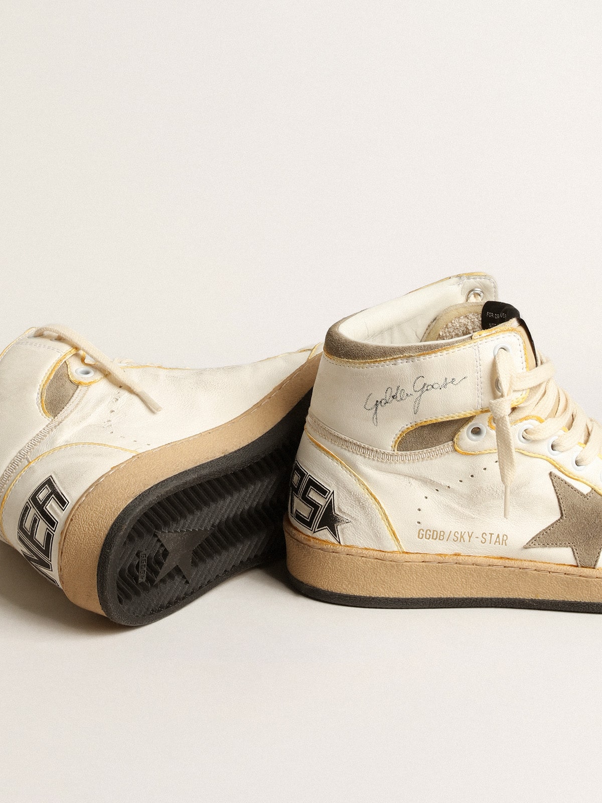 Men's Sky-Star in white nappa leather with dove-gray suede star