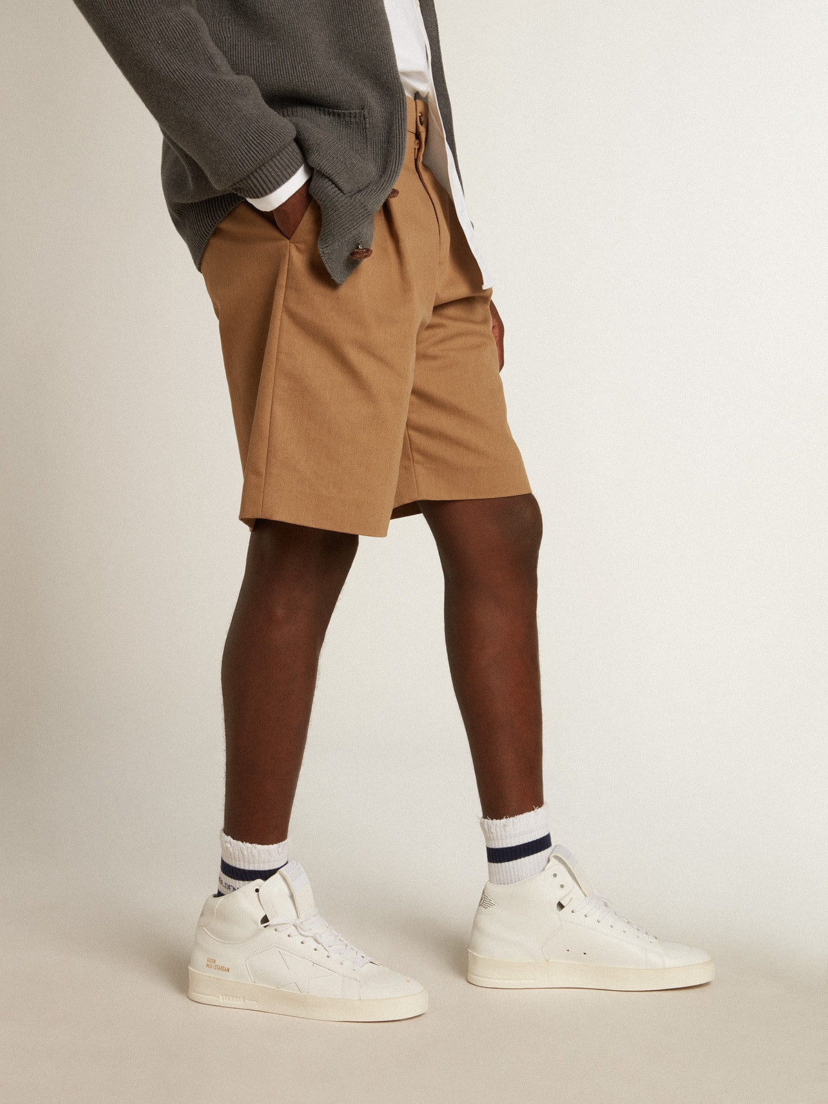 Men's bio-based Mid-Stardan with white star and heel tab