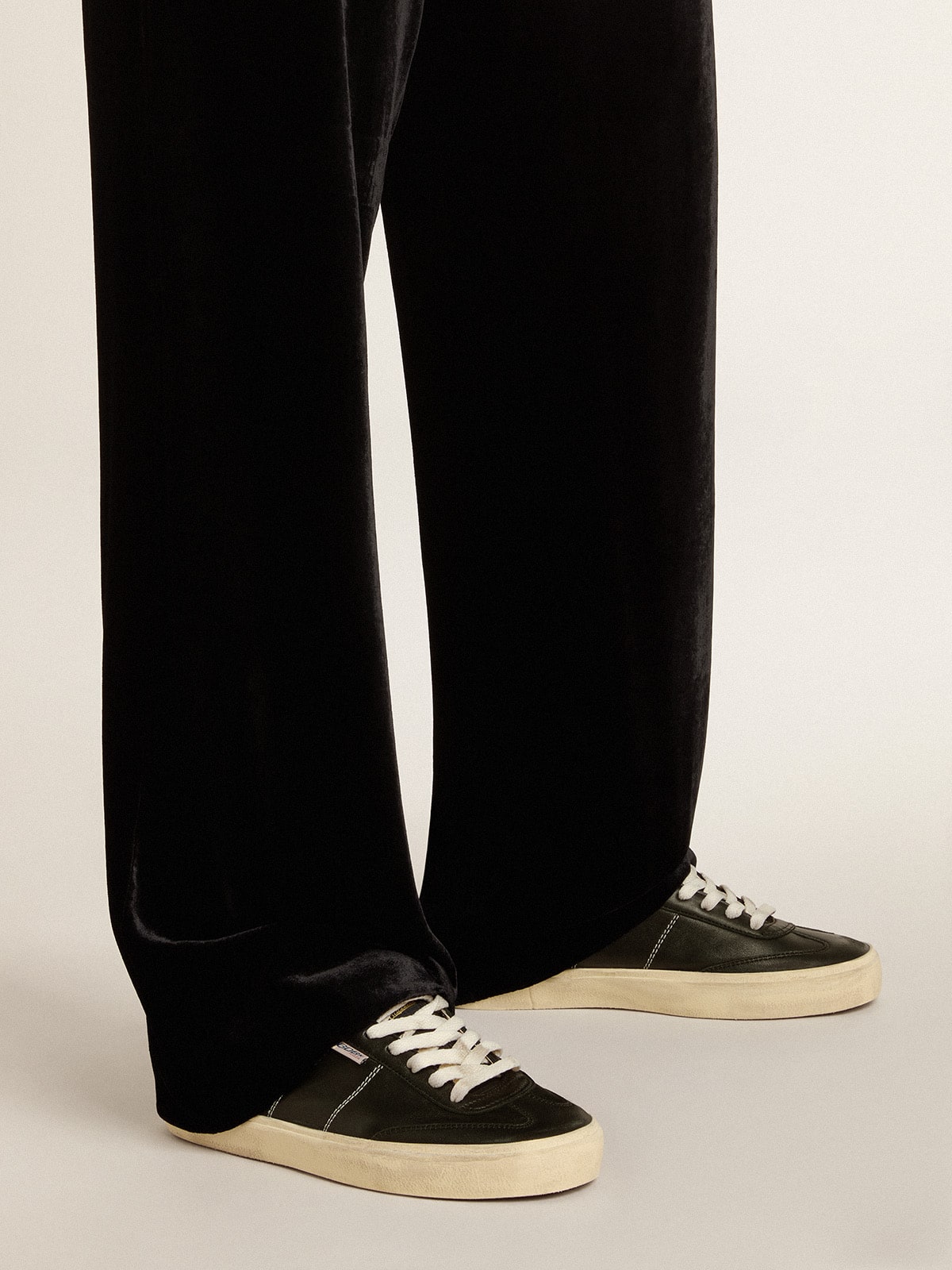 Men's Soul Star in black bio-based nappa