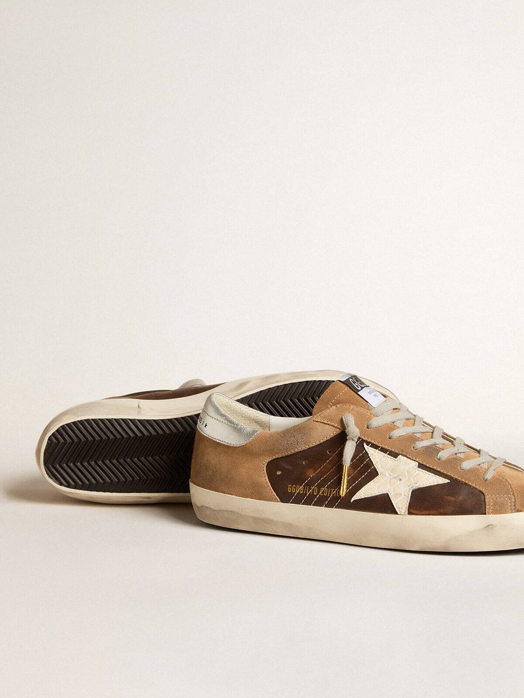 Super-Star LTD in brown leather and tobacco suede with white star