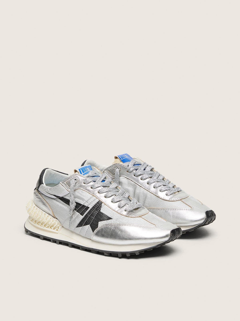 Men's Marathon with silver ripstop nylon upper and black star