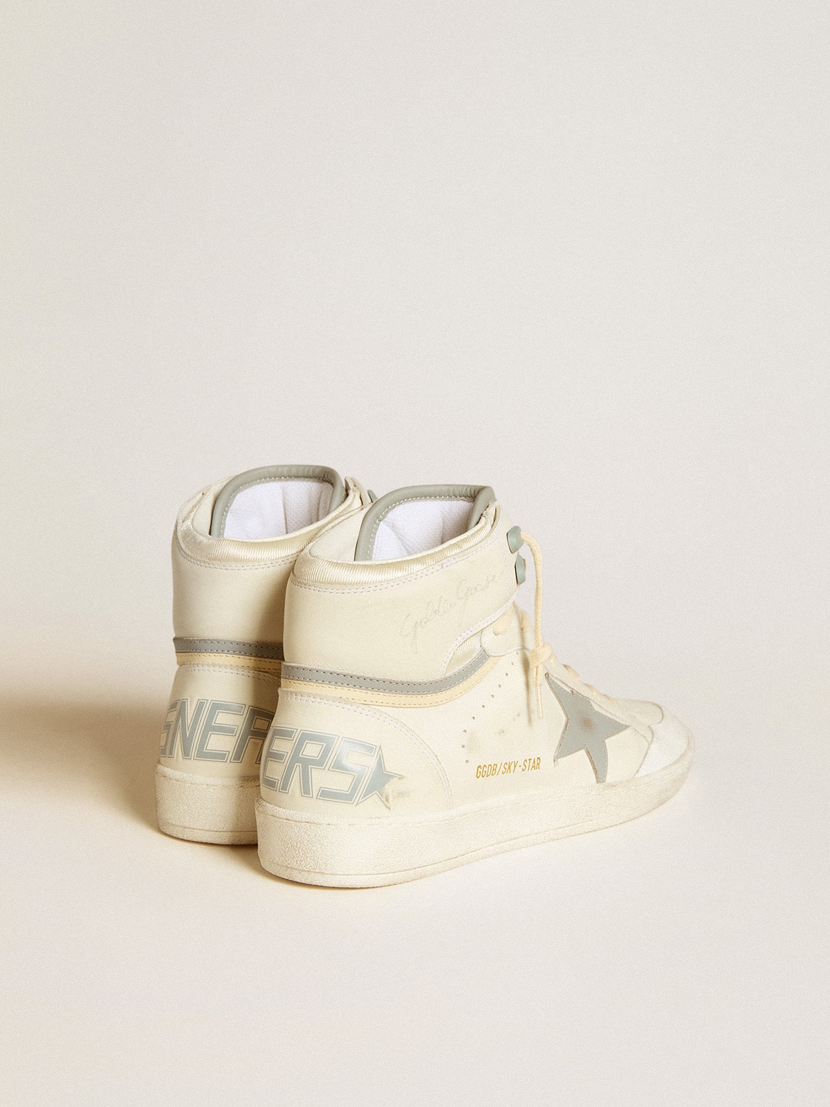 Men's Sky-Star in leather with light blue leather star and white heel tab
