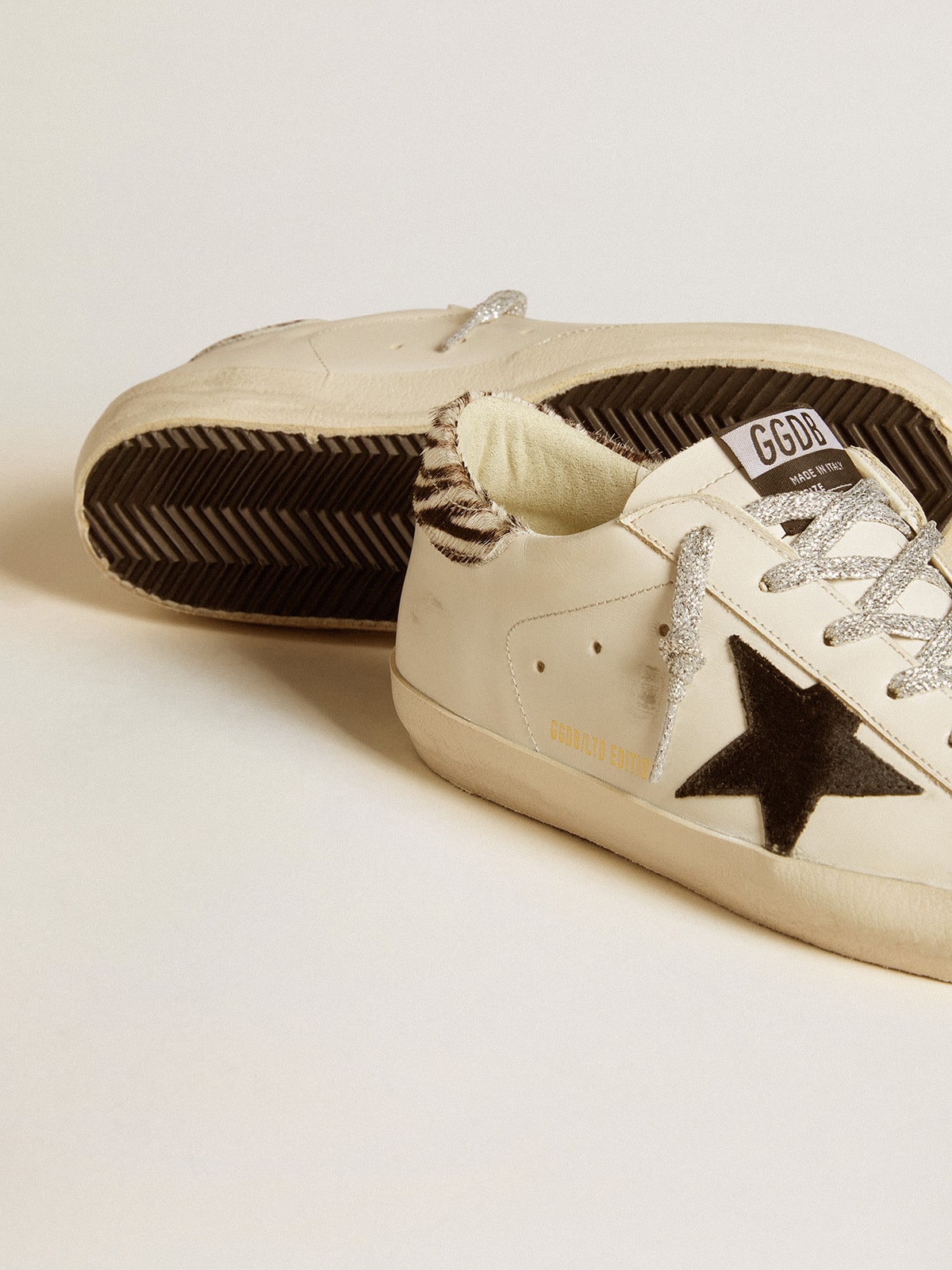 Women's Super-Star with suede star and in pony skin heel tab