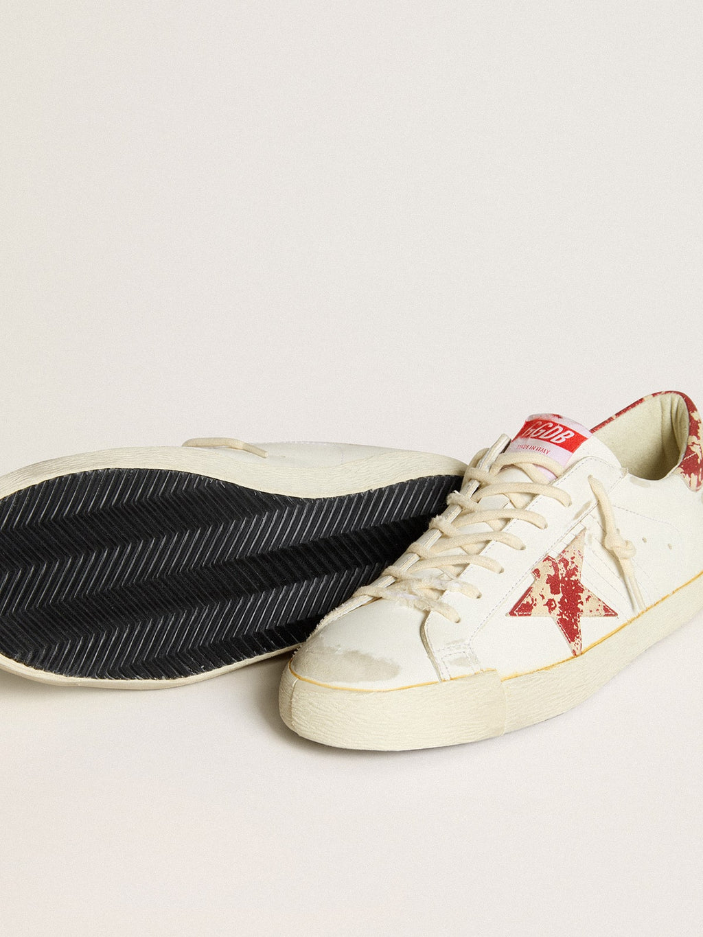White Women's Super-Star LAB with rust-effect star and heel tab