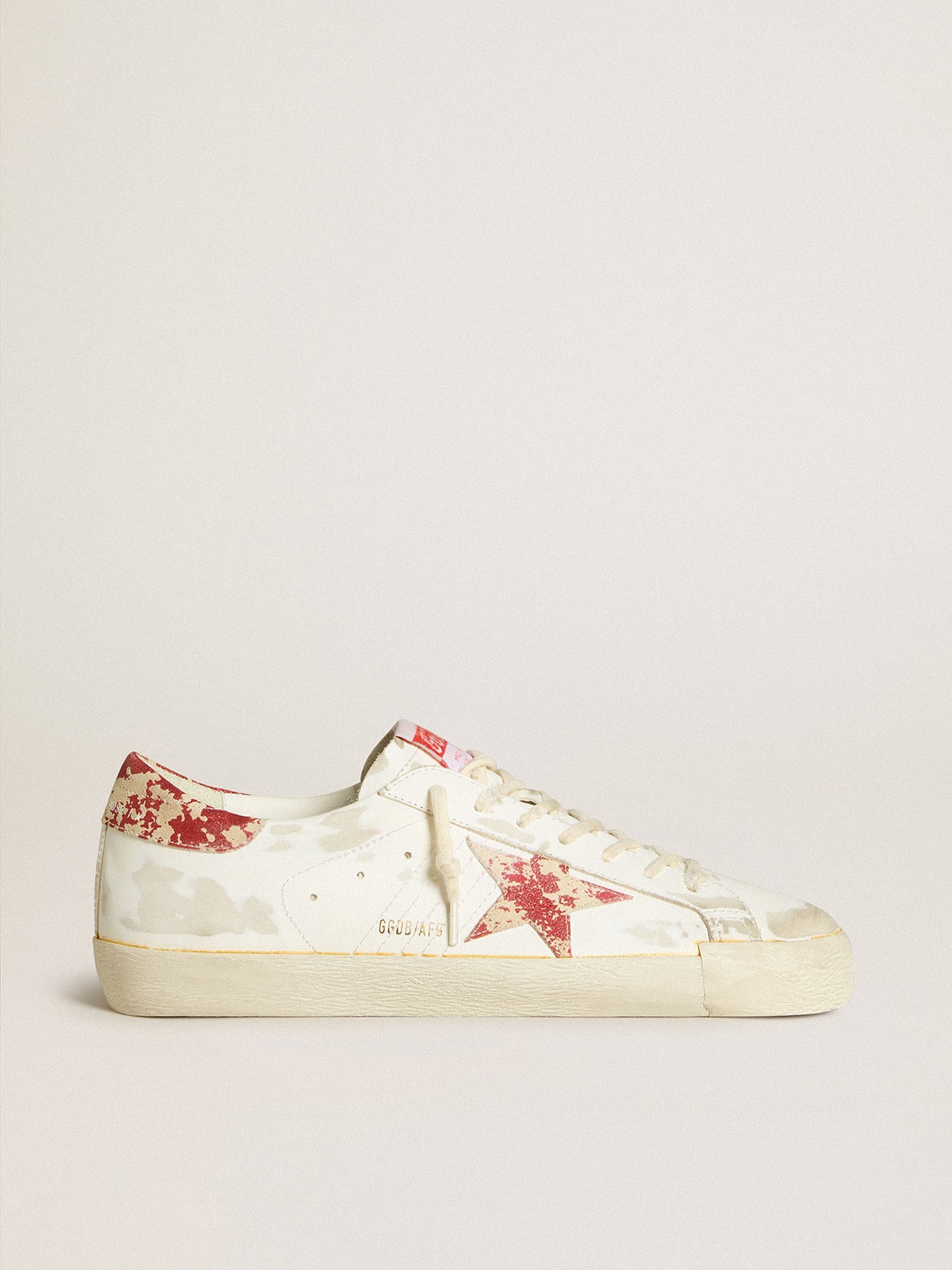 White Women's Super-Star LAB with rust-effect star and heel tab