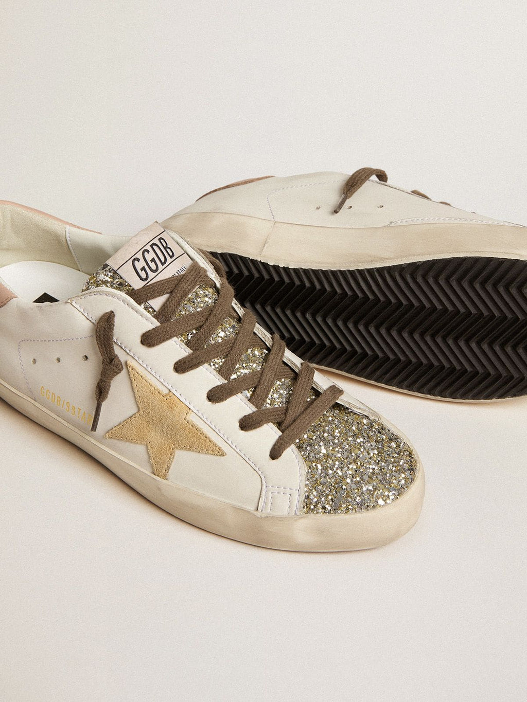 Women's Bio-based Super-Star with platinum glitter tongue