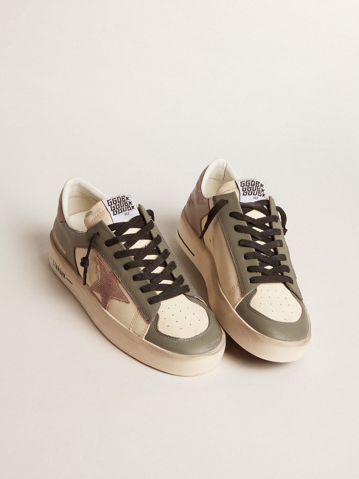 Women's Stardan LTD in gray leather with a pink leather star and heel tab