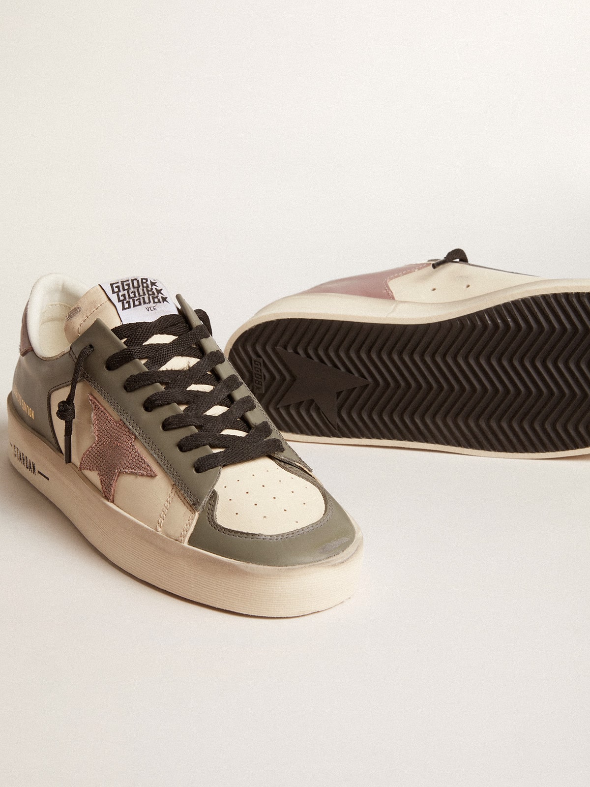 Women's Stardan LTD in gray leather with a pink leather star and heel tab