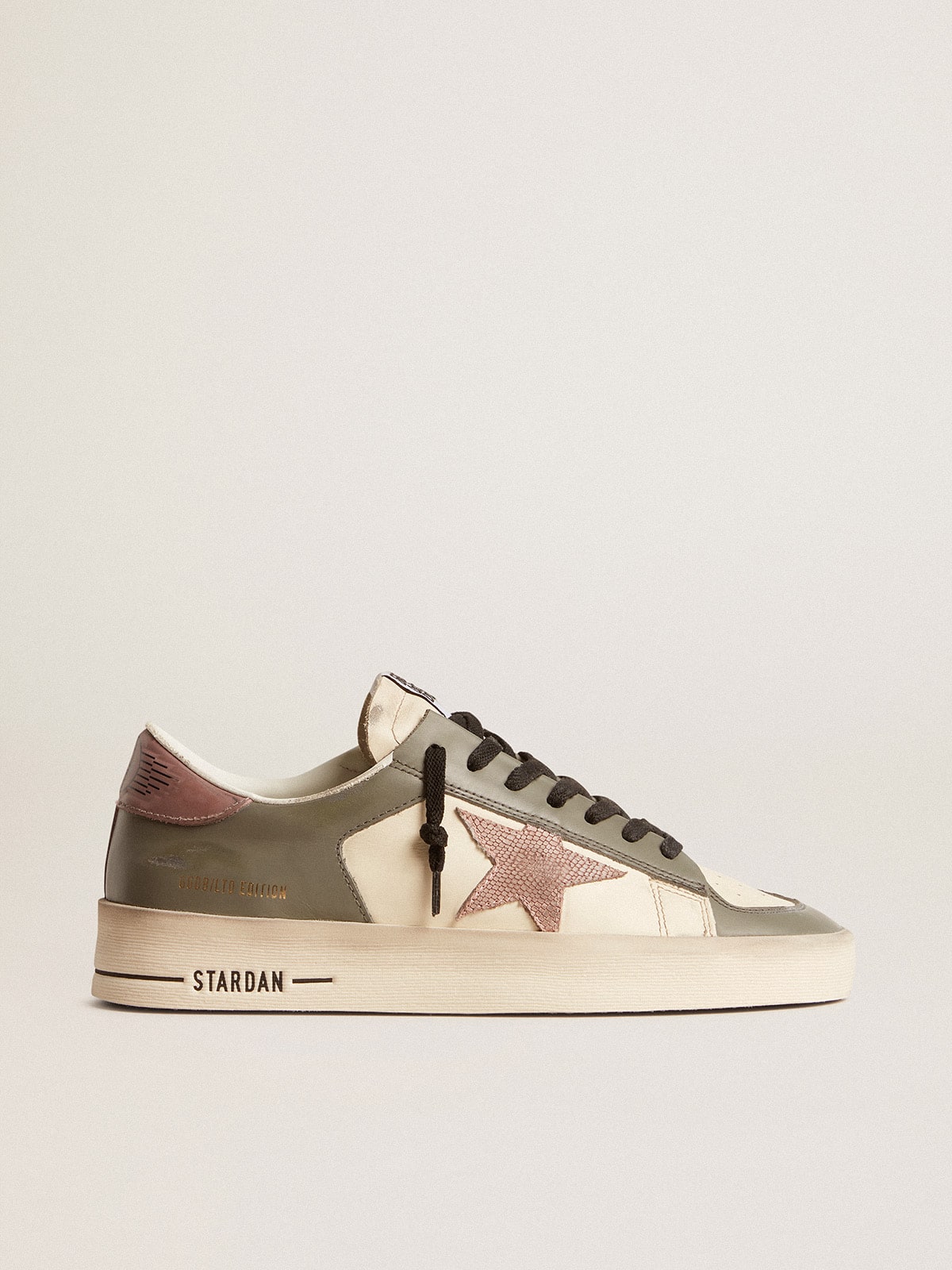 Women's Stardan LTD in gray leather with a pink leather star and heel tab