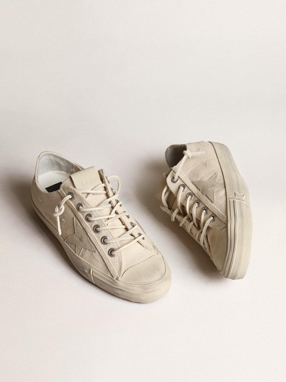 V-Star in light cream canvas with milk-white leather star