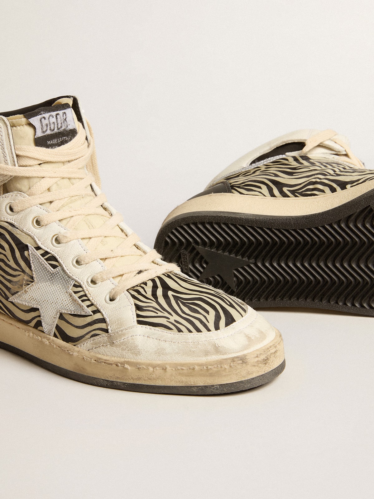Women's Sky-Star LAB in zebra nappa with textured silver leather star