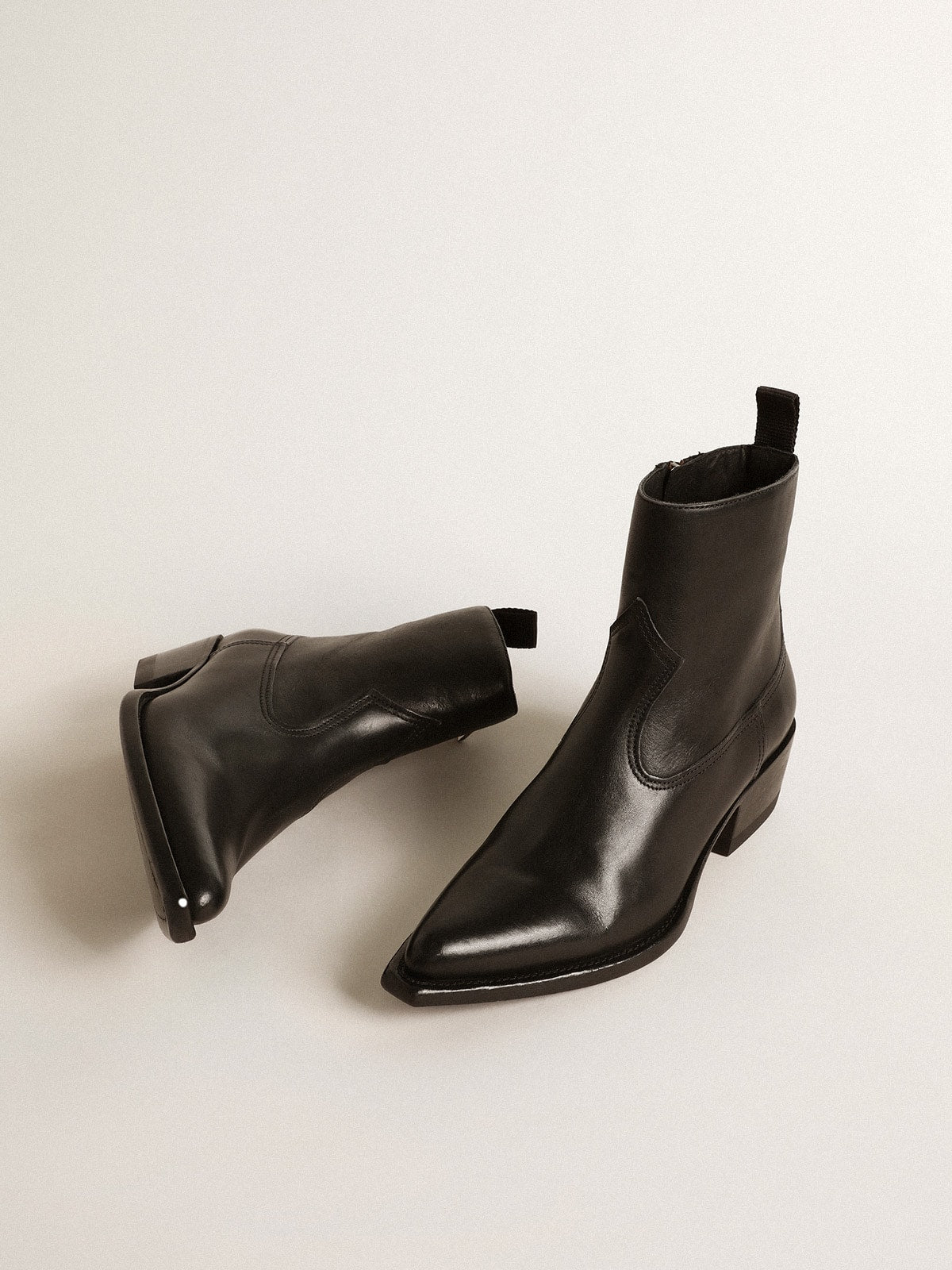 Women's Debbie boots in black leather