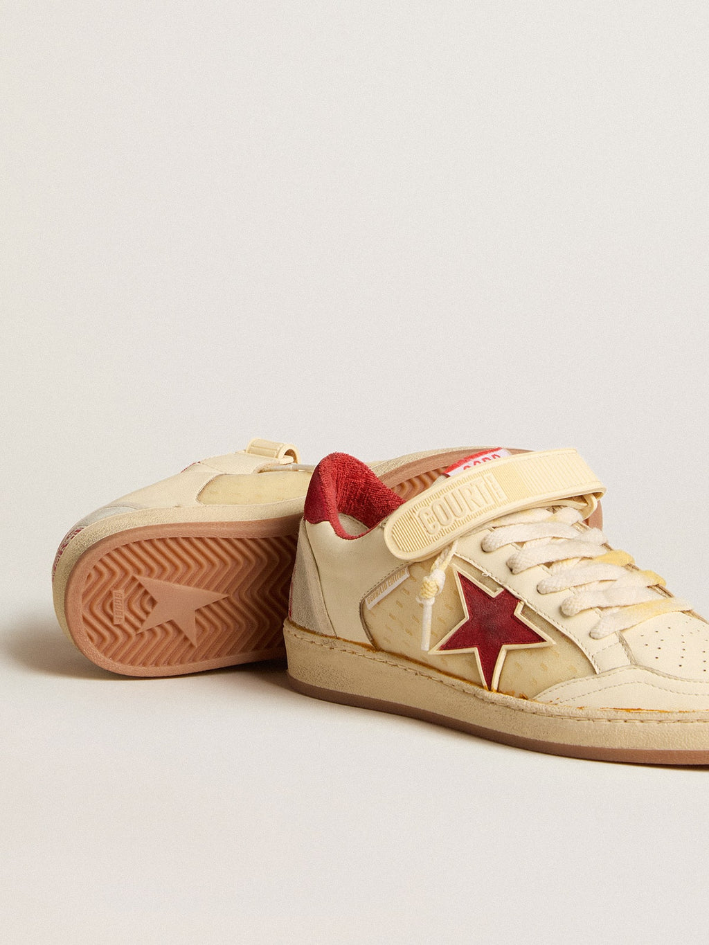 Women's Ball Star LAB in cream-colored nappa with red suede star