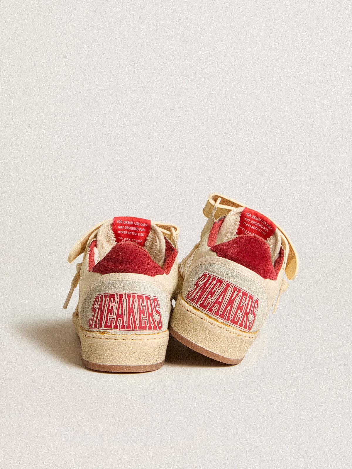 Women's Ball Star LAB in cream-colored nappa with red suede star